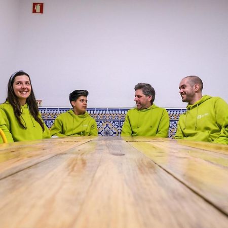 Help Yourself Hostels - Restelo Lisboa المظهر الخارجي الصورة