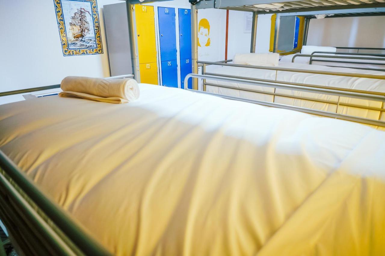 Help Yourself Hostels - Restelo Lisboa المظهر الخارجي الصورة